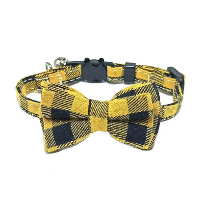 Collar de seguridad para gatos con lazo y cascabel